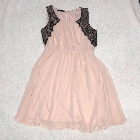 Pastel Pink and black lace dress - Picture 1 of 4
